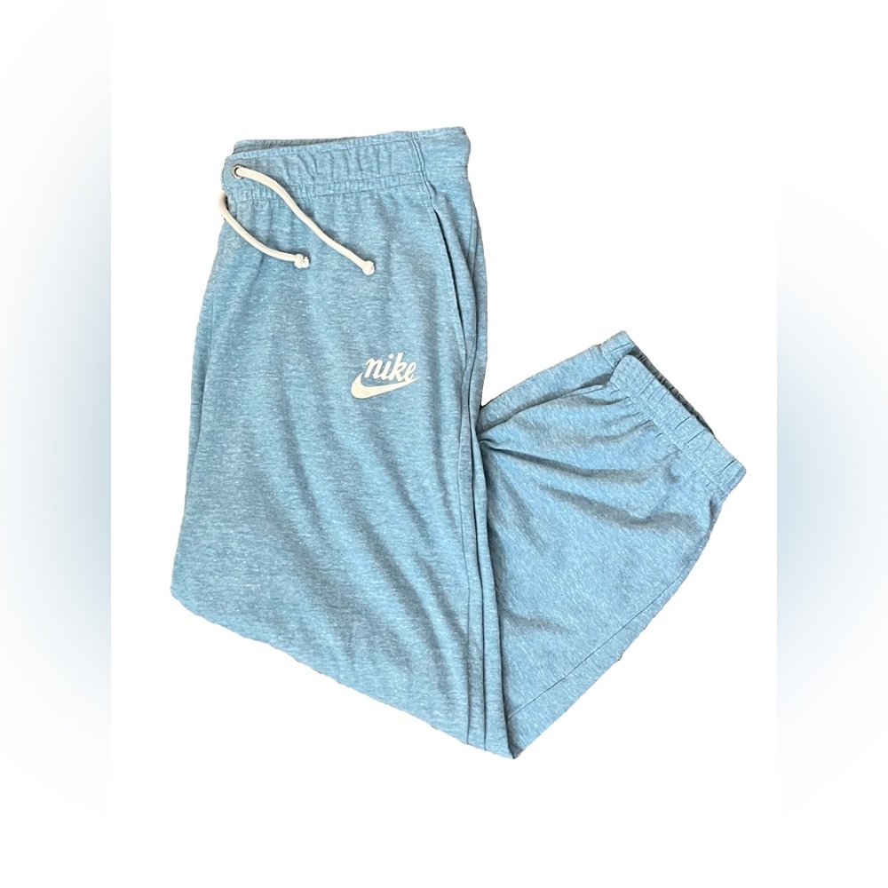 Nike vintage capri sweat pants womens M